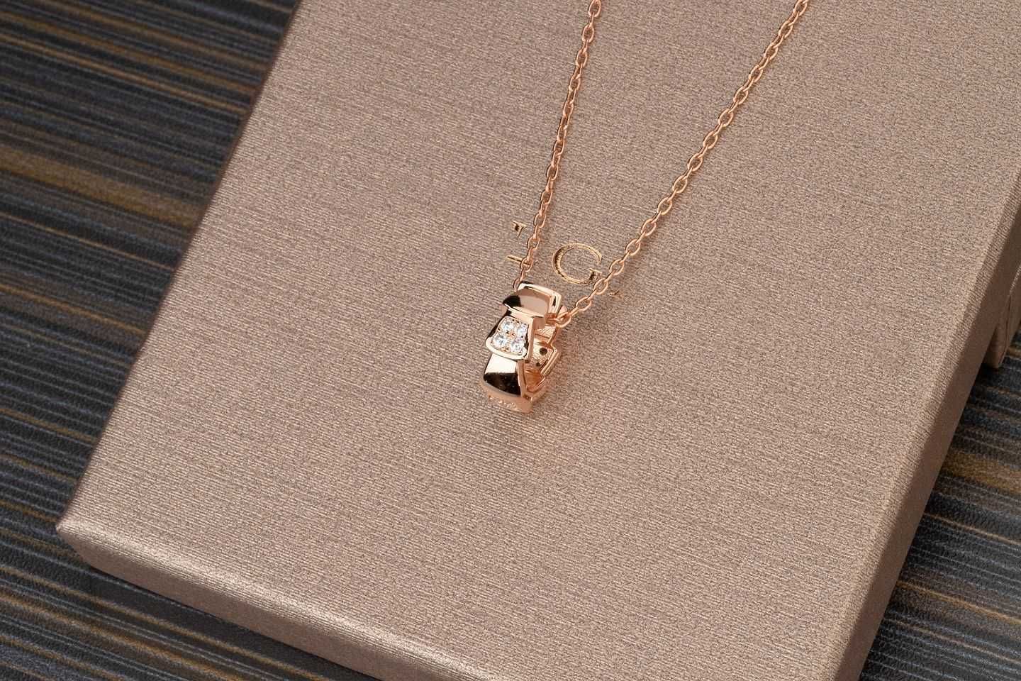 Rose Gold - Diamond Snake Bone Chain B B