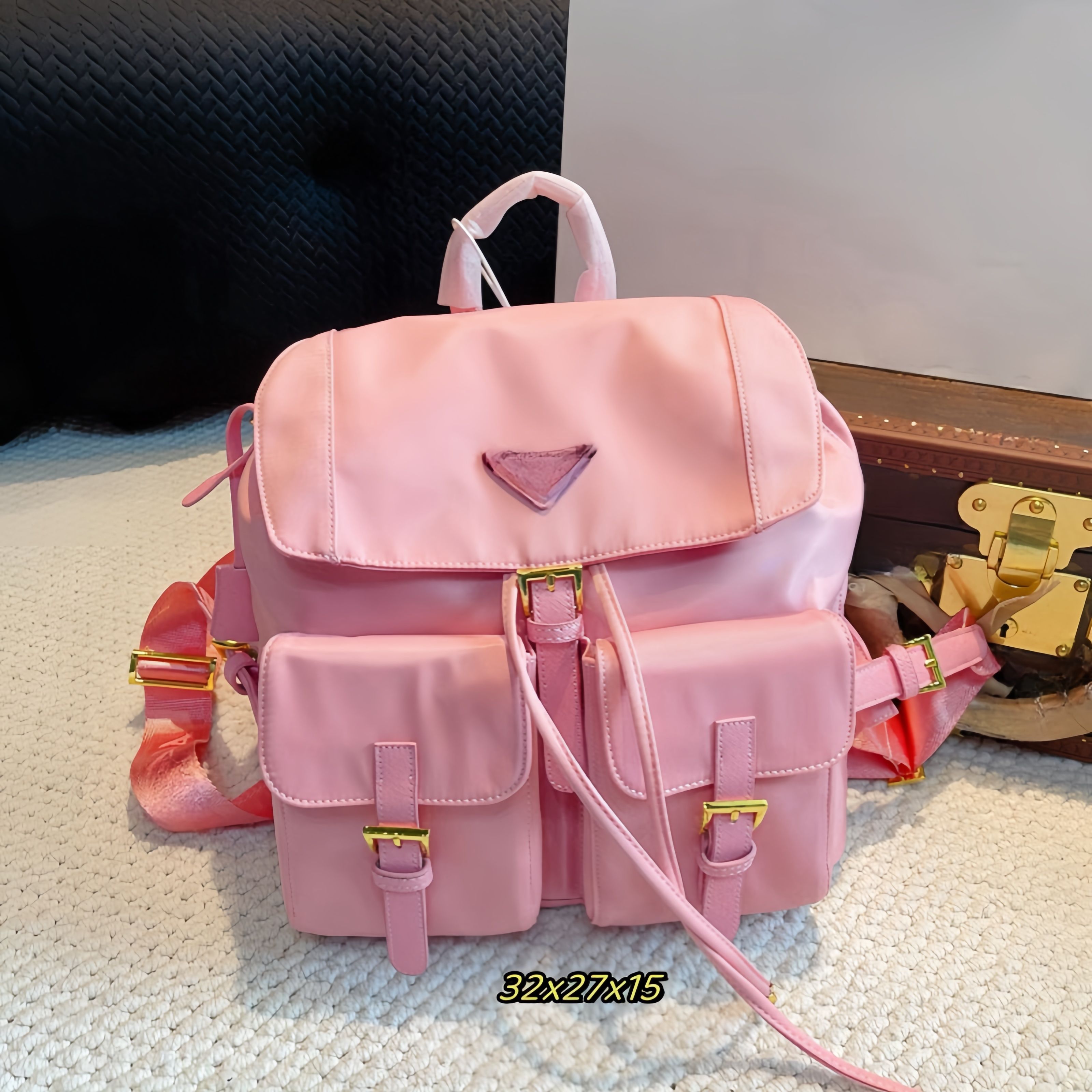 Pink 32x27x15