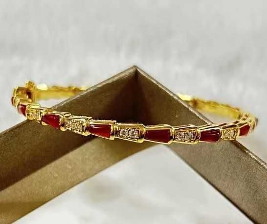 Golden Red Shell Diamond Snake Bracele