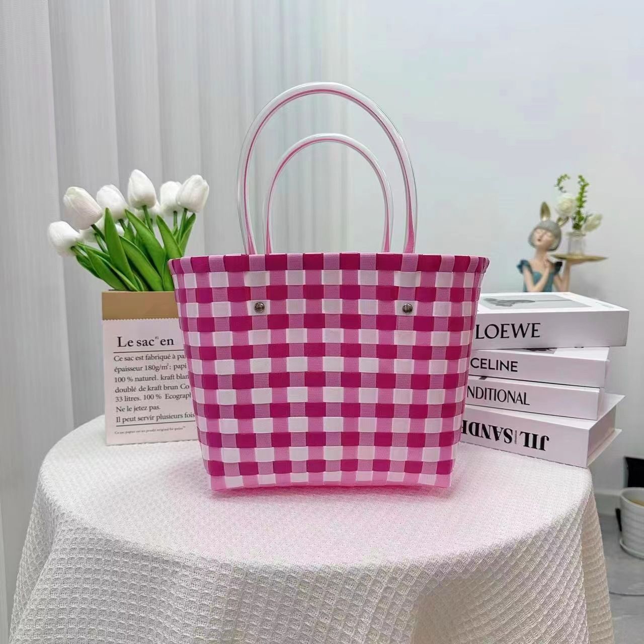 plaid rosa e bianco