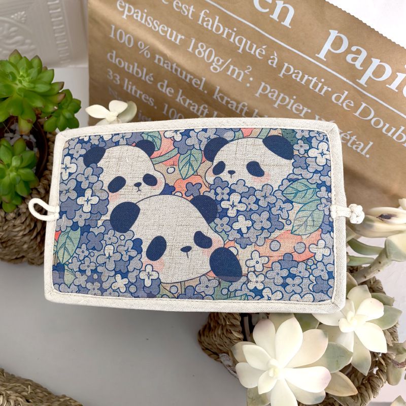 Copyright Immagine + Panda di fiori viola