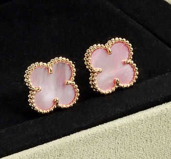 Boucle d'oreille style Fritillaria rose couleur or