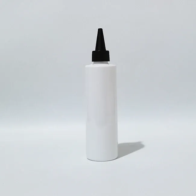 Bouteille en plastique blanche noire de 200 ml
