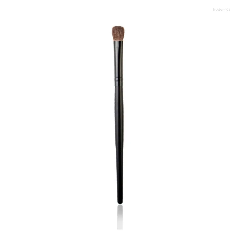 Eye shadow brush