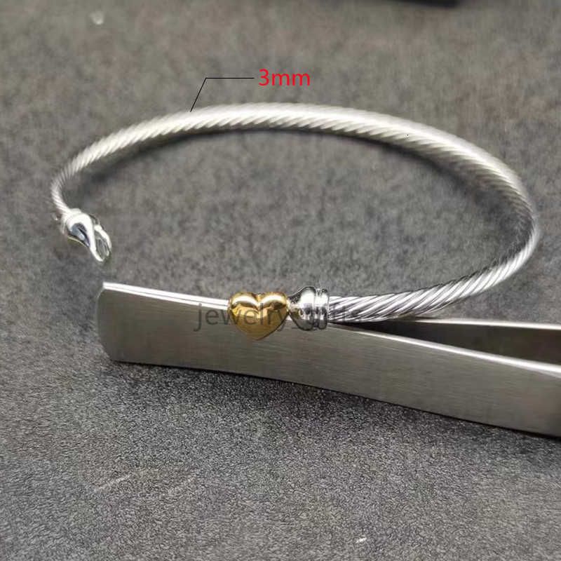 179 gold heart-17cm-with logo