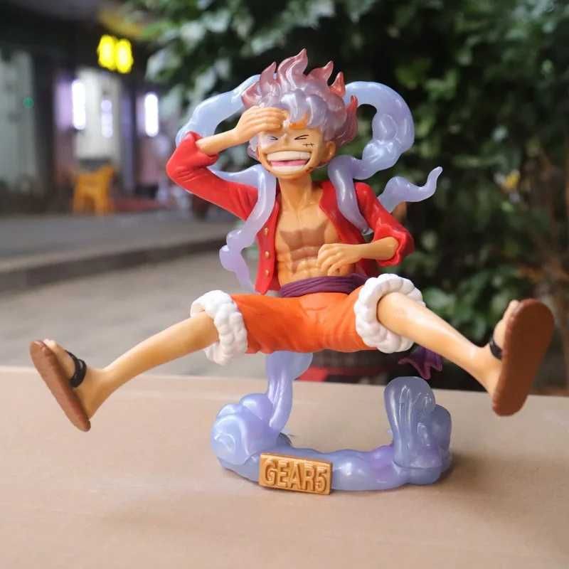 Luffy 16 cm röd