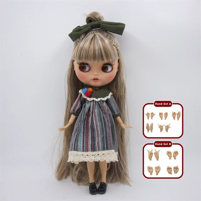 Doll Clothes Shoes-with Hands Ab10