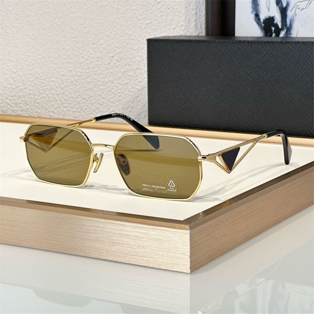 Gold frame theelens