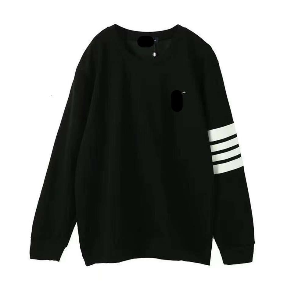 Black Four Bar Hoodie Spring And