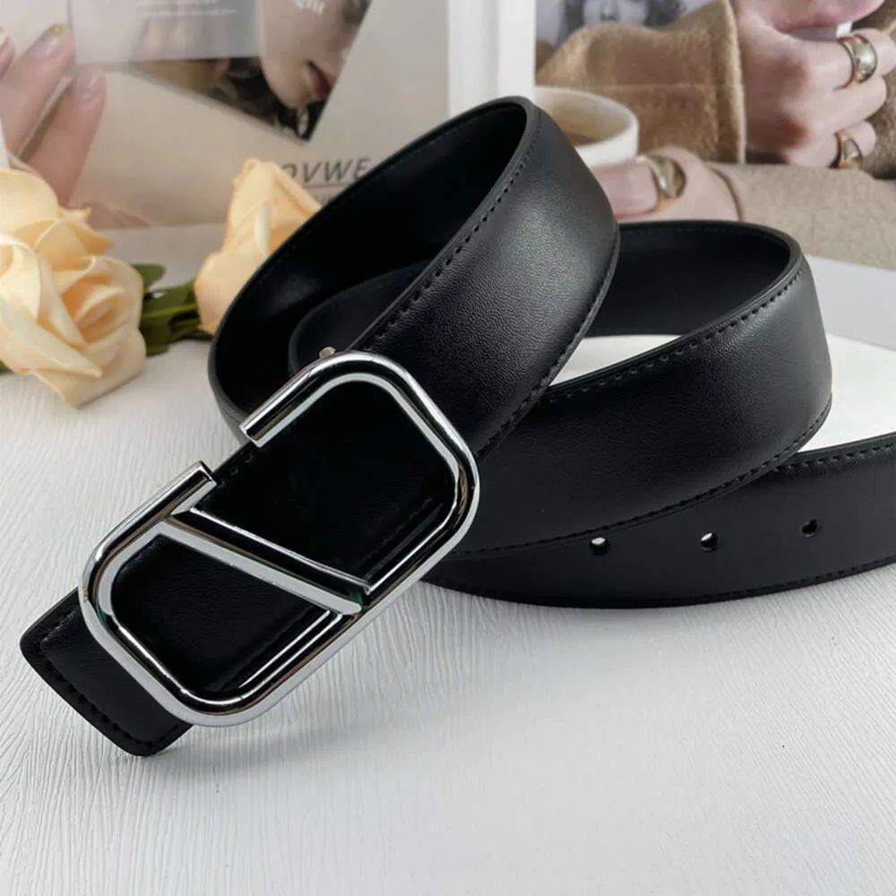 black v silver buckle