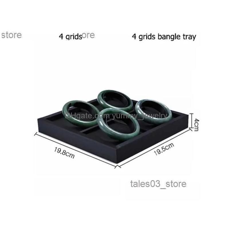 4 Bangles Tray