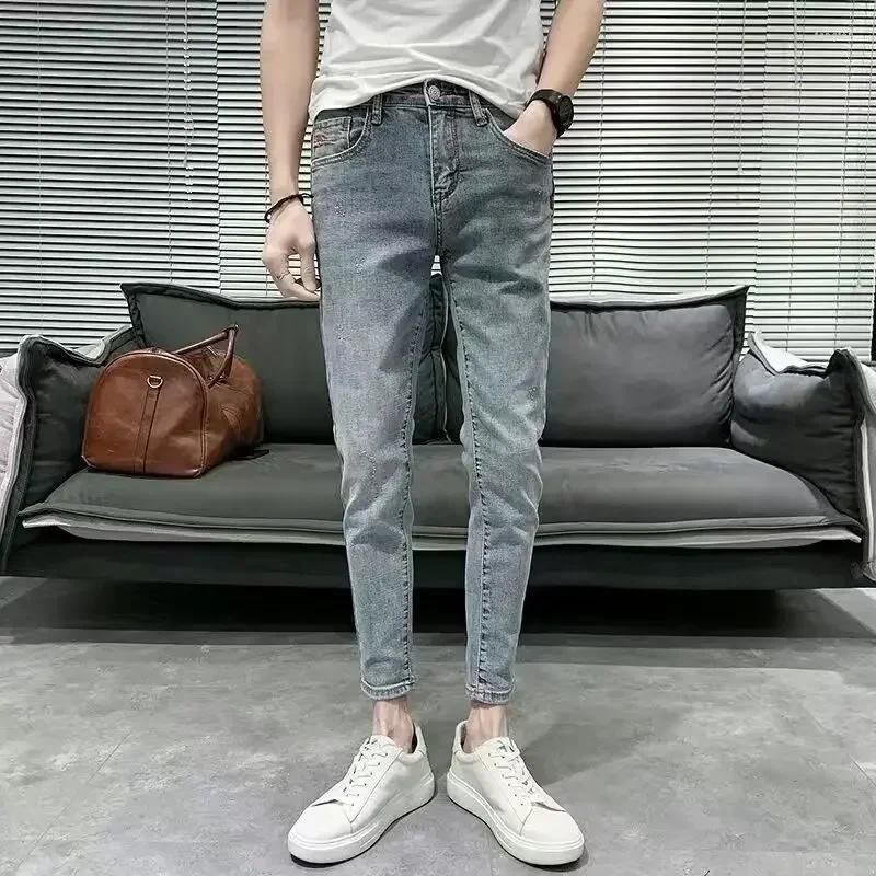 TM-51 Blaue Jeans