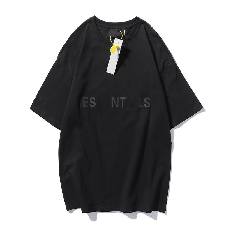 黒いTシャツ