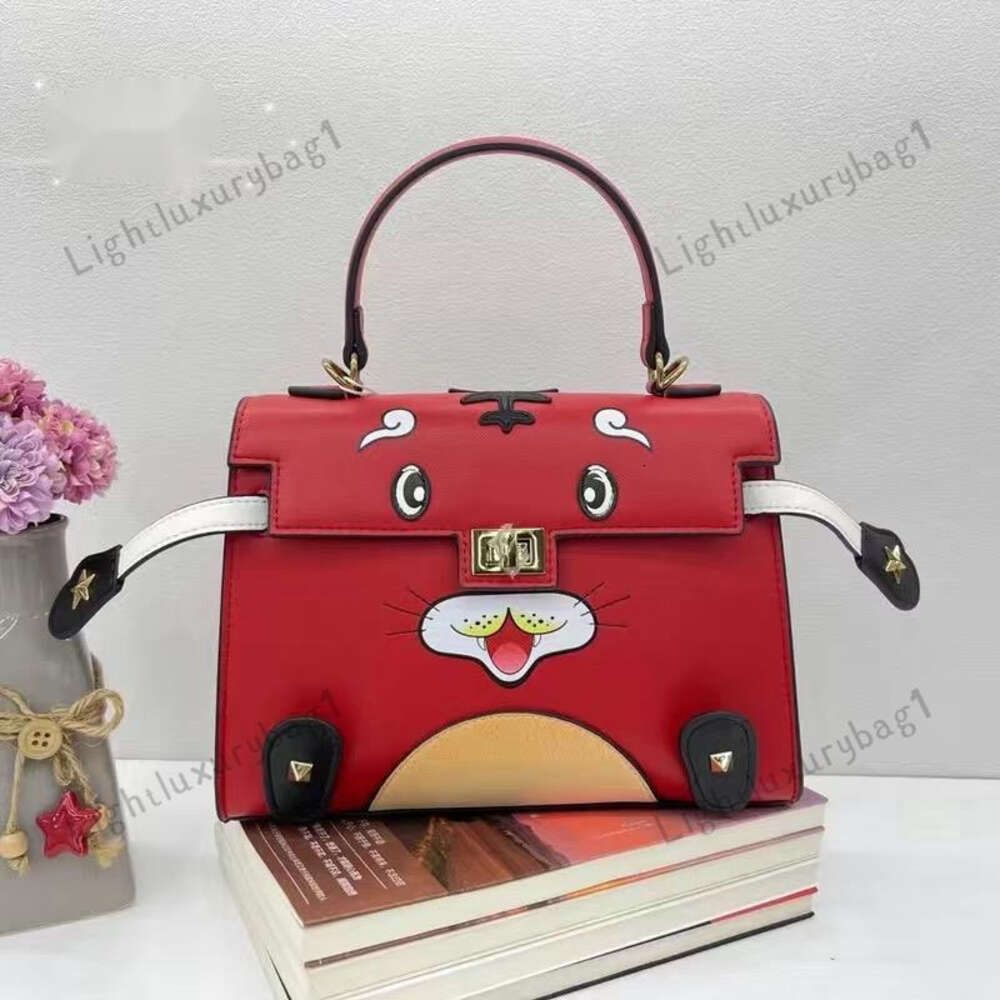 style4 red 25*11*19cm