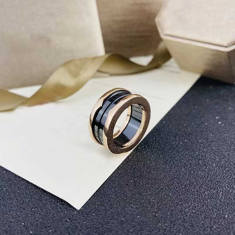 Second Ring Rose Gold Black Pottery