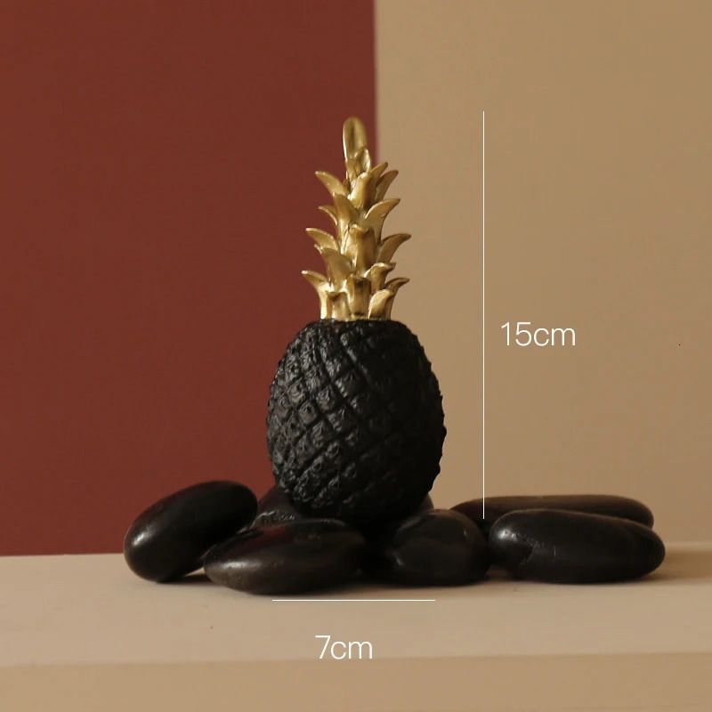 Schwarze Ananas S.