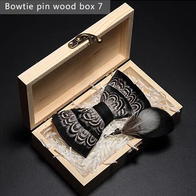 Bowtie Pin legno Box7