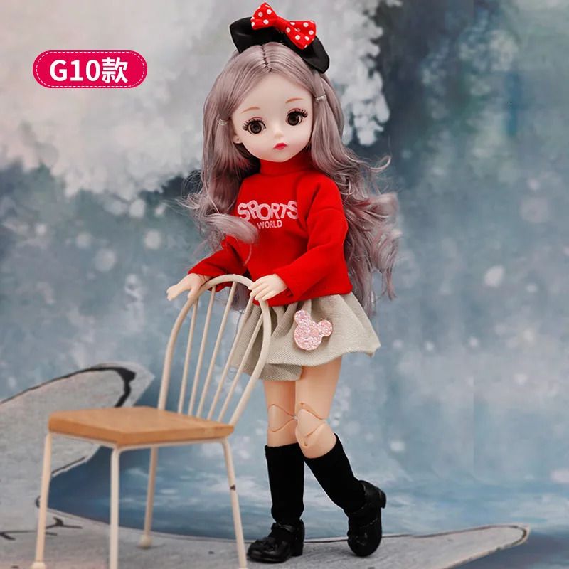 G10-Doll And Clothes