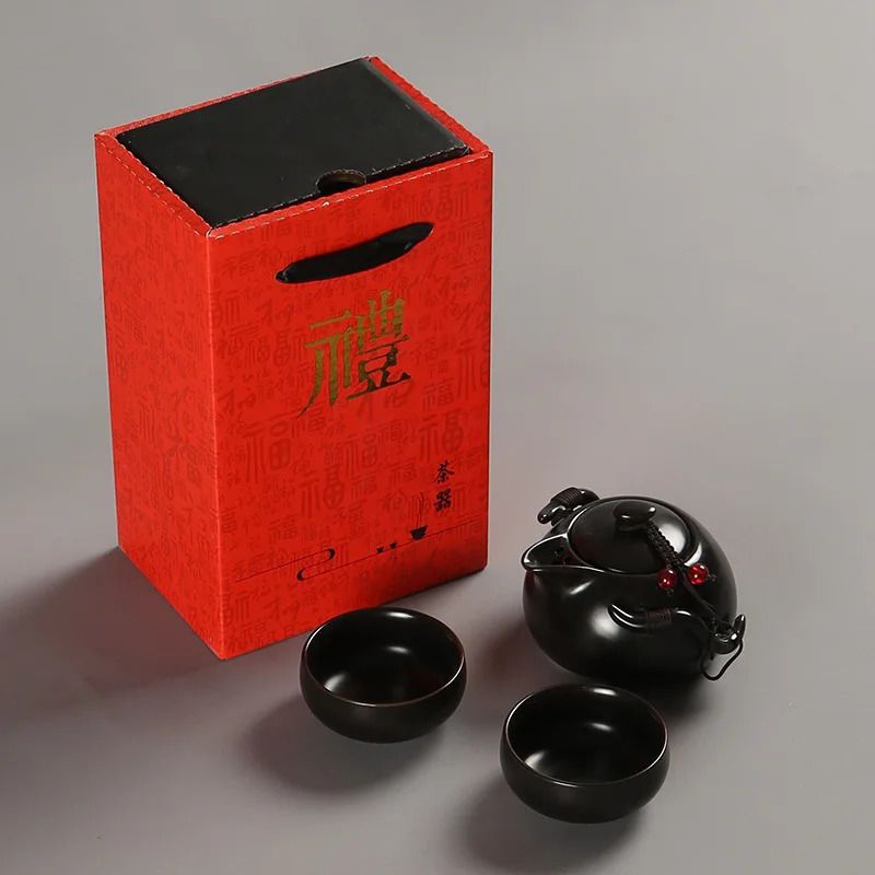 Caixa de presente preta com 3 peças