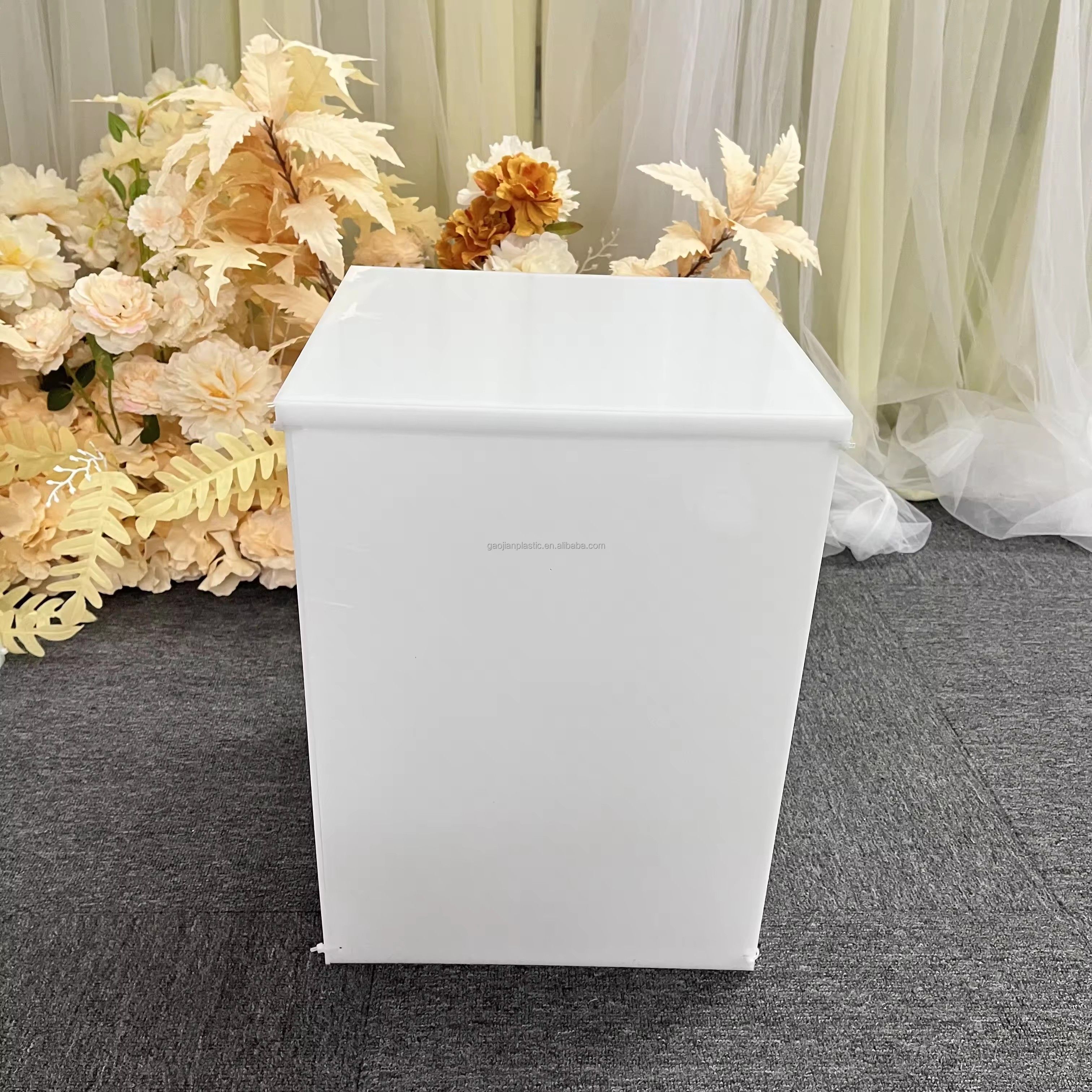 70cm tall white stand