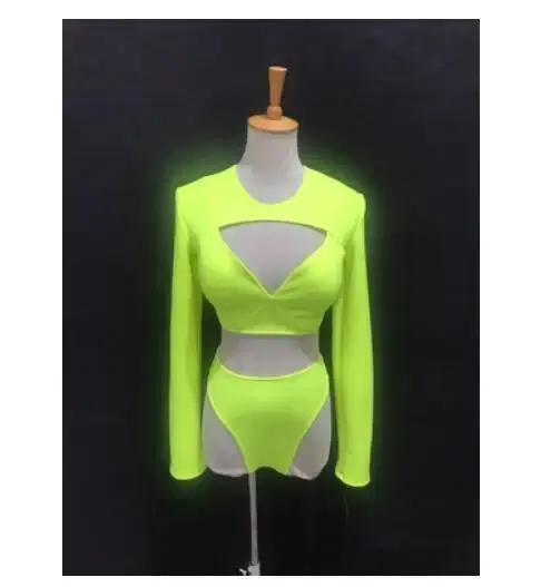 Jaune fluorescent