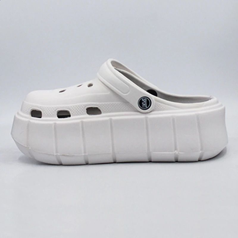 Basic Shoes White