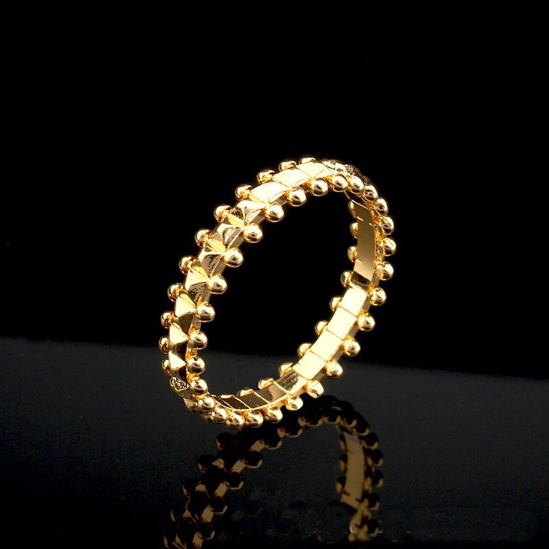 10--gold ring size 6