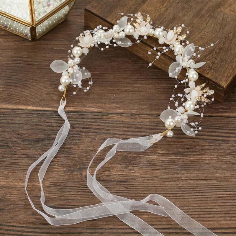 white garland