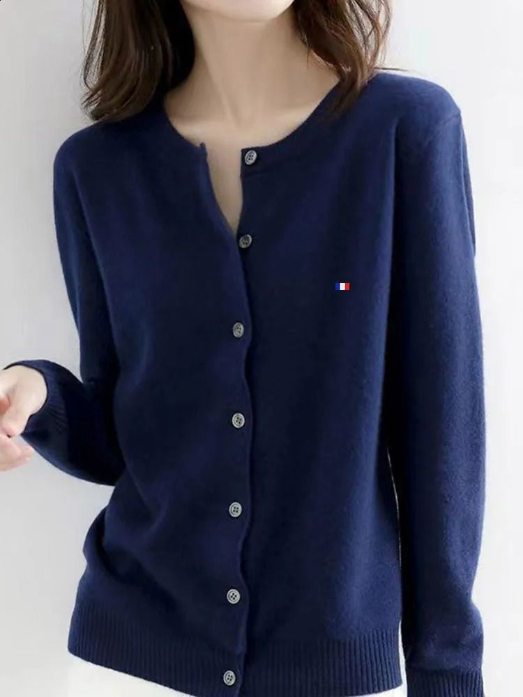 Navy blau