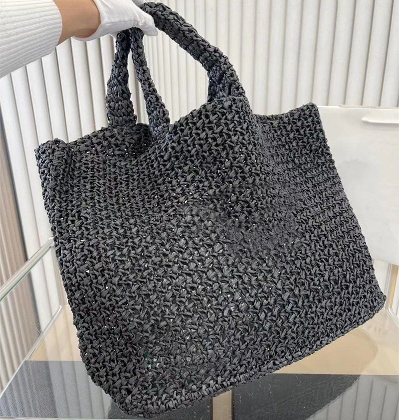 Straw Black (38*33cm) PDA L0G0