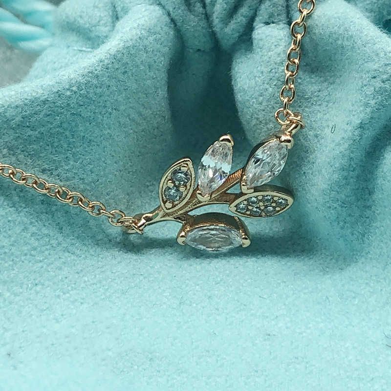 Leaf Necklace Rose Gold