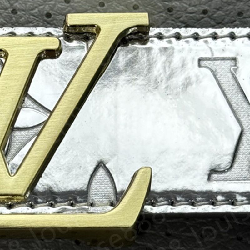 v12