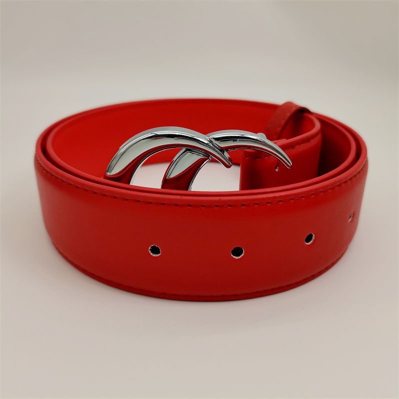 red belt + silver buckle