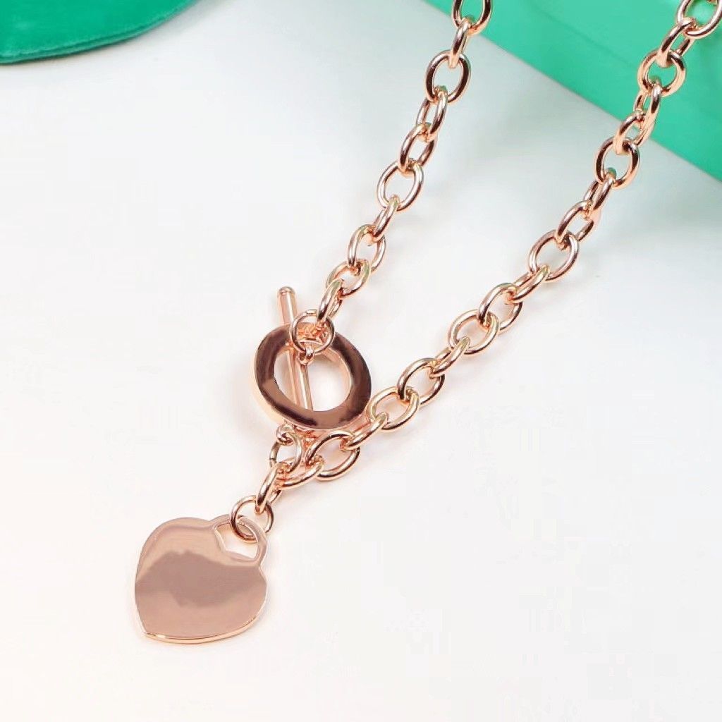 Rose gold necklace-no box