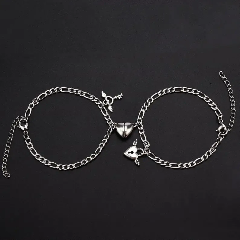 Key Bracelet-B