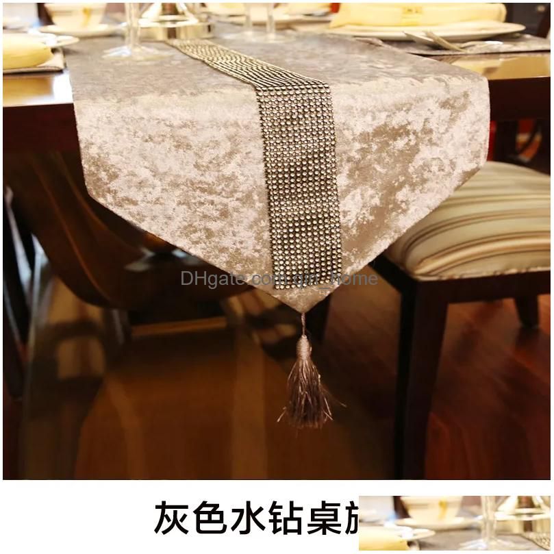 Table Runner