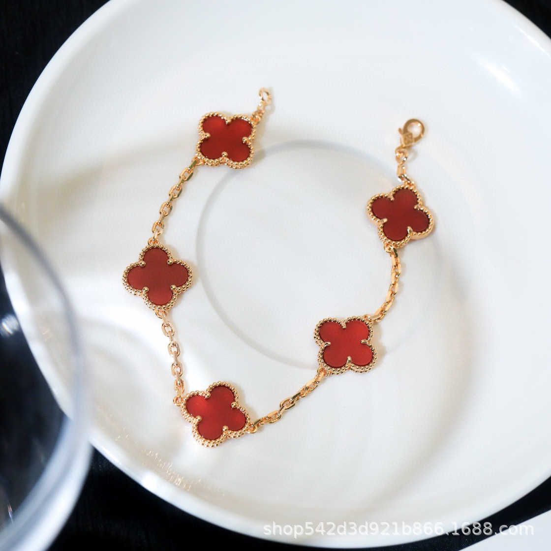 （ローズゴールド）Red Agate Five Flower Brac