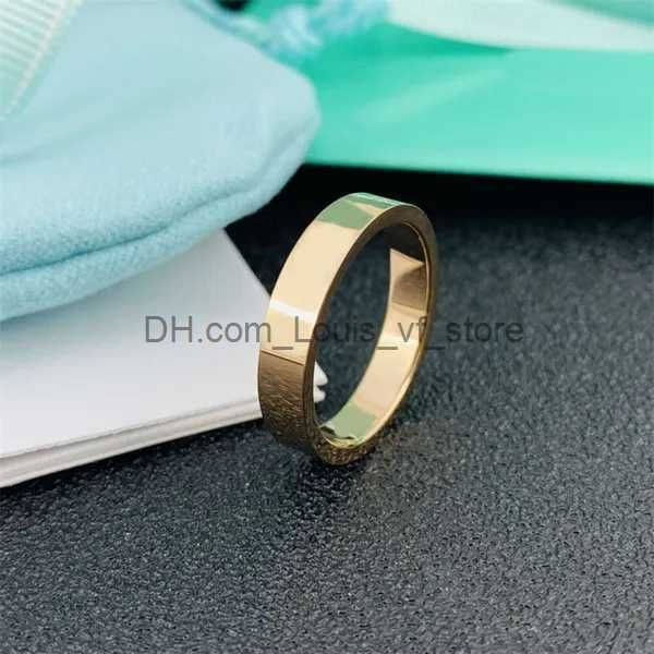 Gül. T Family Diamond Free Ring 4mm