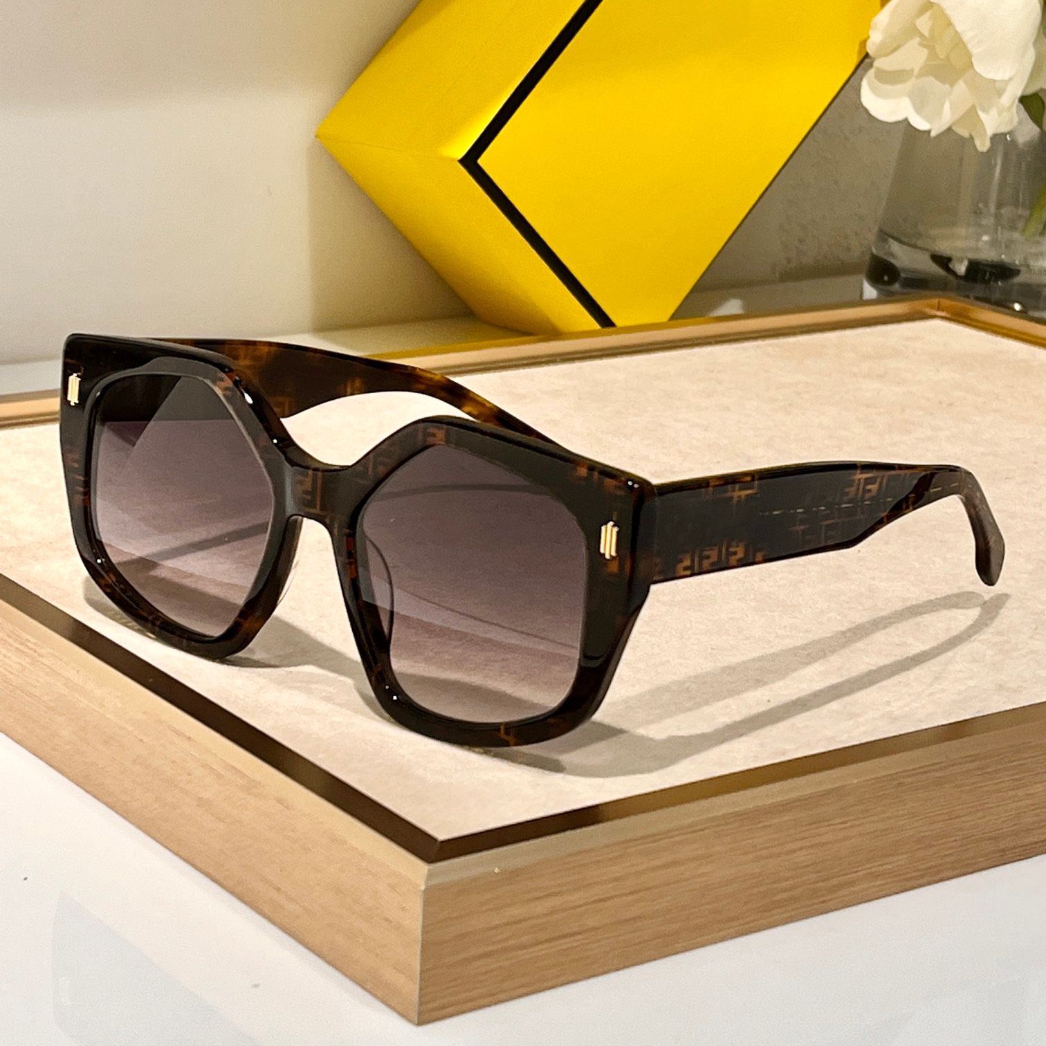 printing amber frame Gradient grey lens