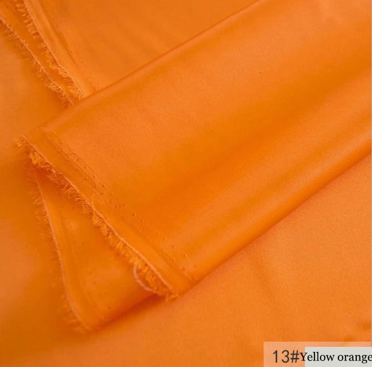 13 jaune orange-1 mètre x 1,14 mètre