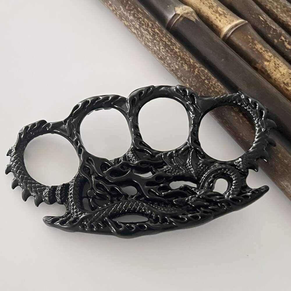 Dragon pattern black