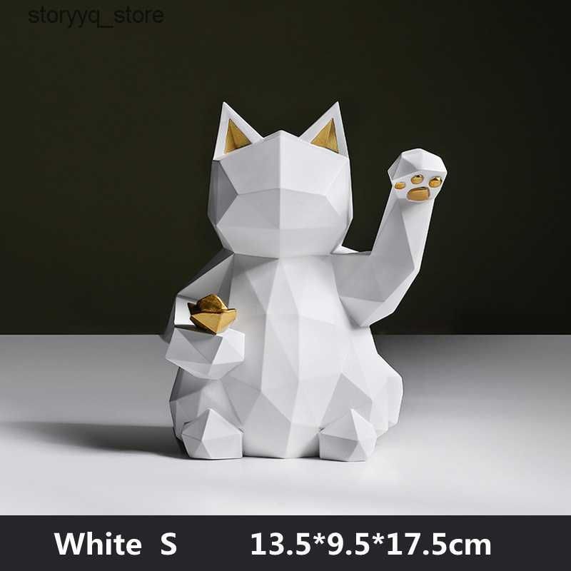 White Lucky Cat s