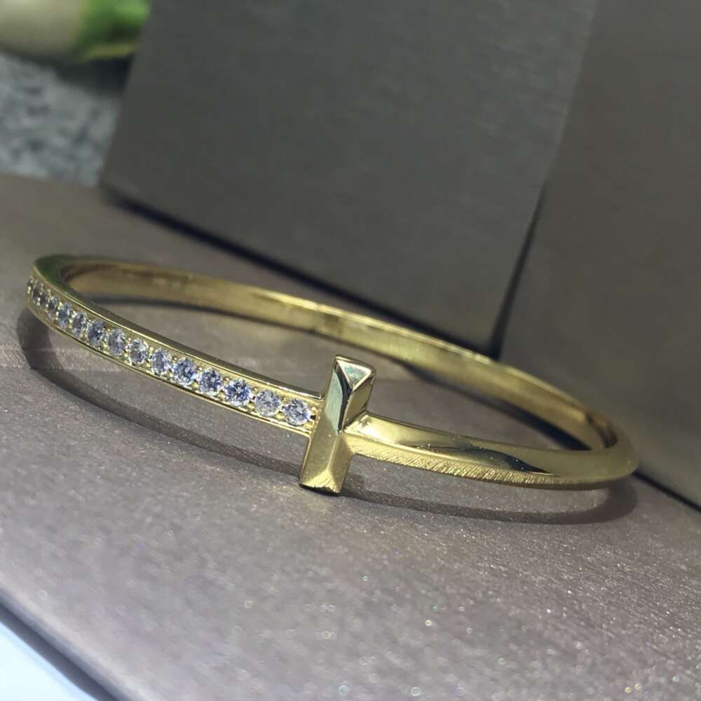 Yellow Gold Colored-17cm