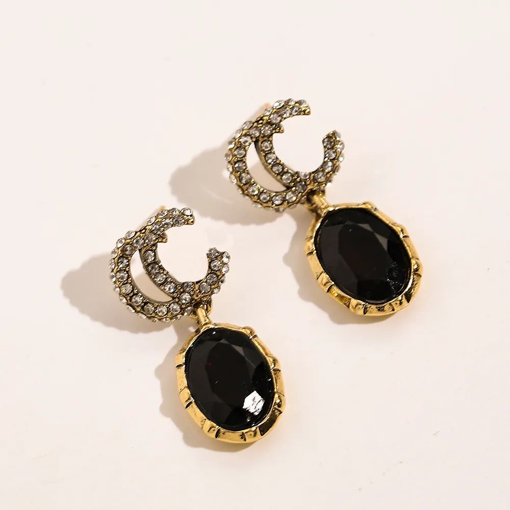 Earring black