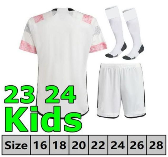 23/24 Kids-Away+strumpor