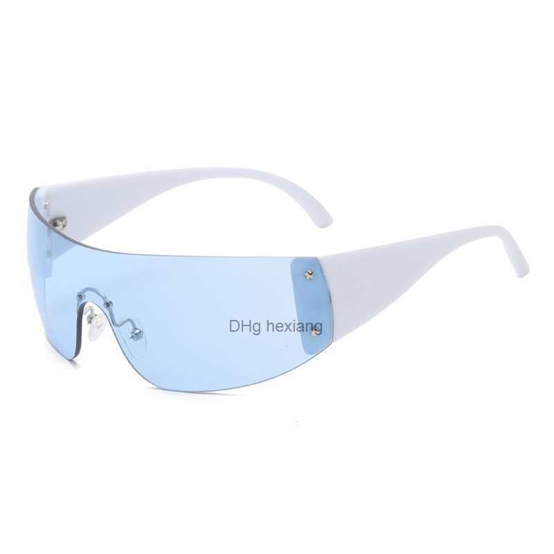 White Frame Ocean Blue C5