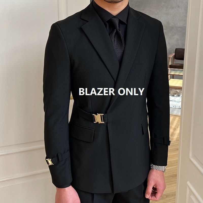 Blazer preto apenas