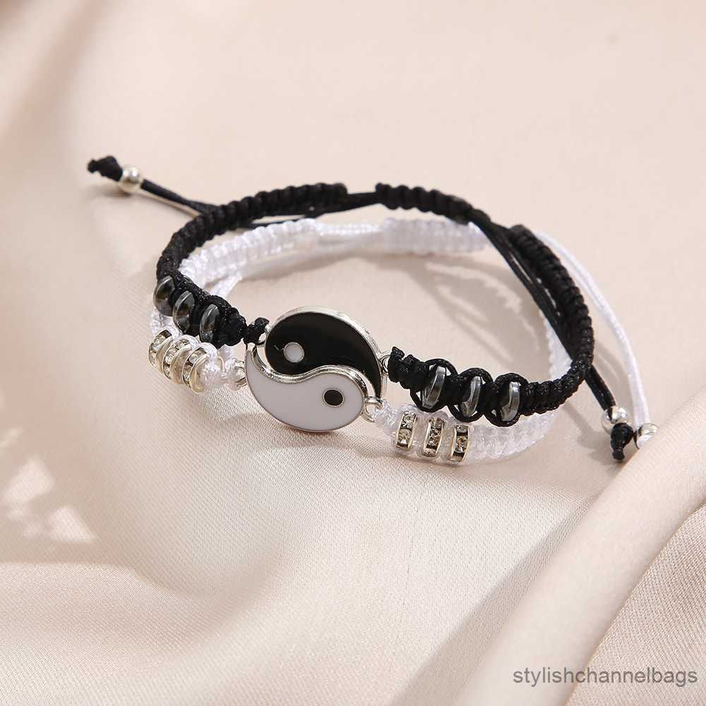 Black White 2pcs