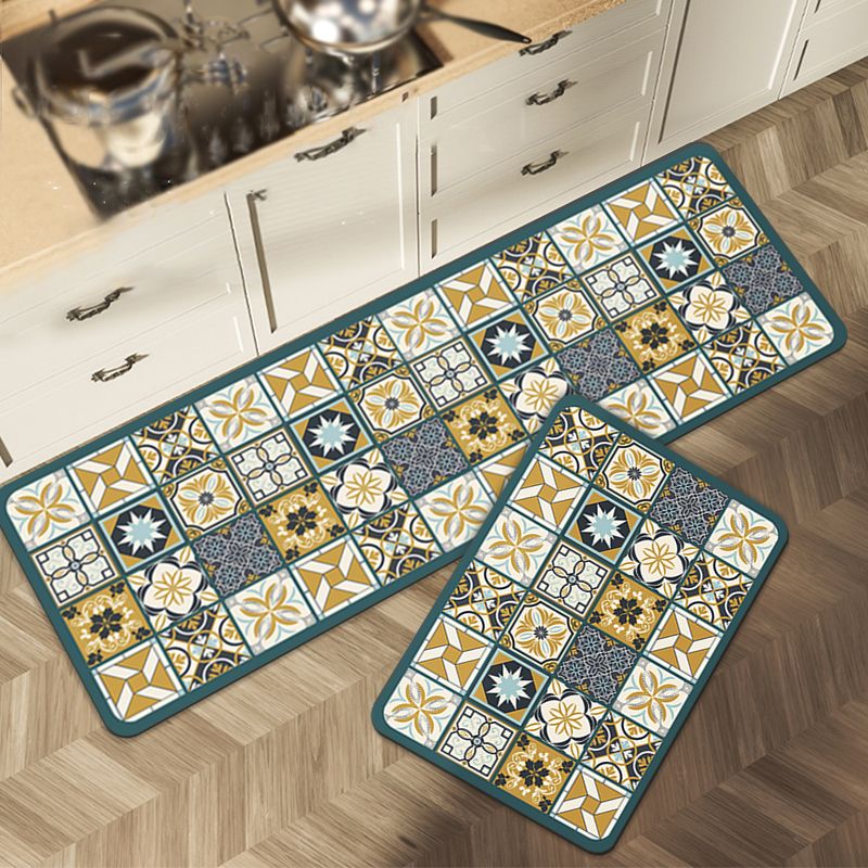 s23 kitchen carpet
