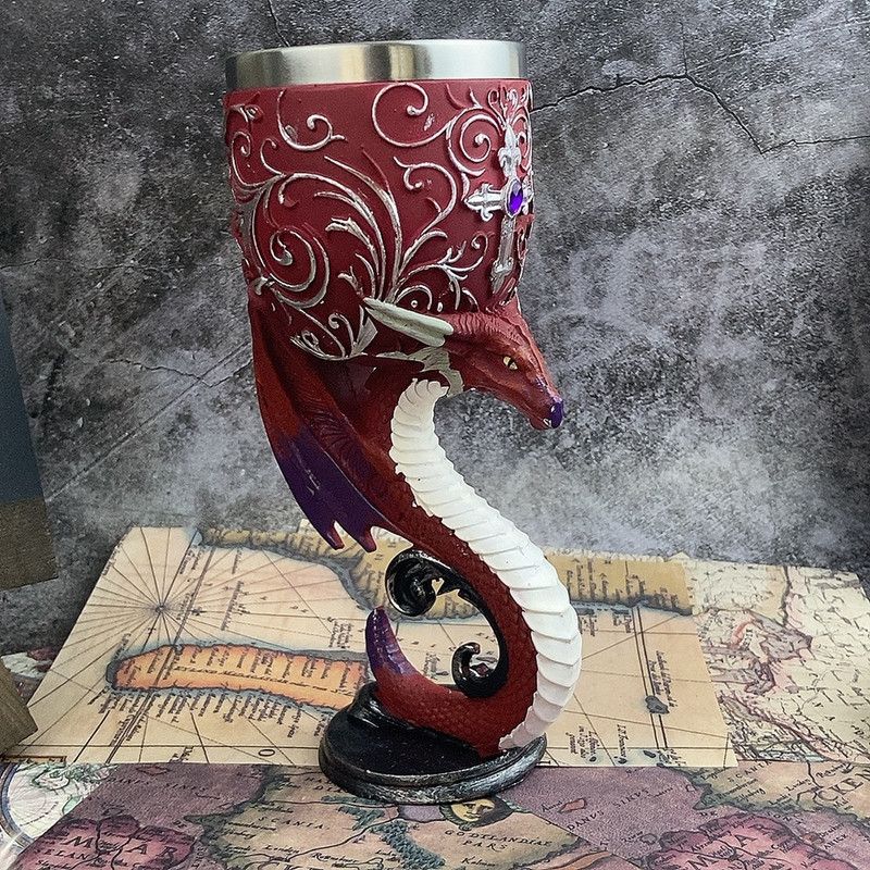 tasse de dragon rouge